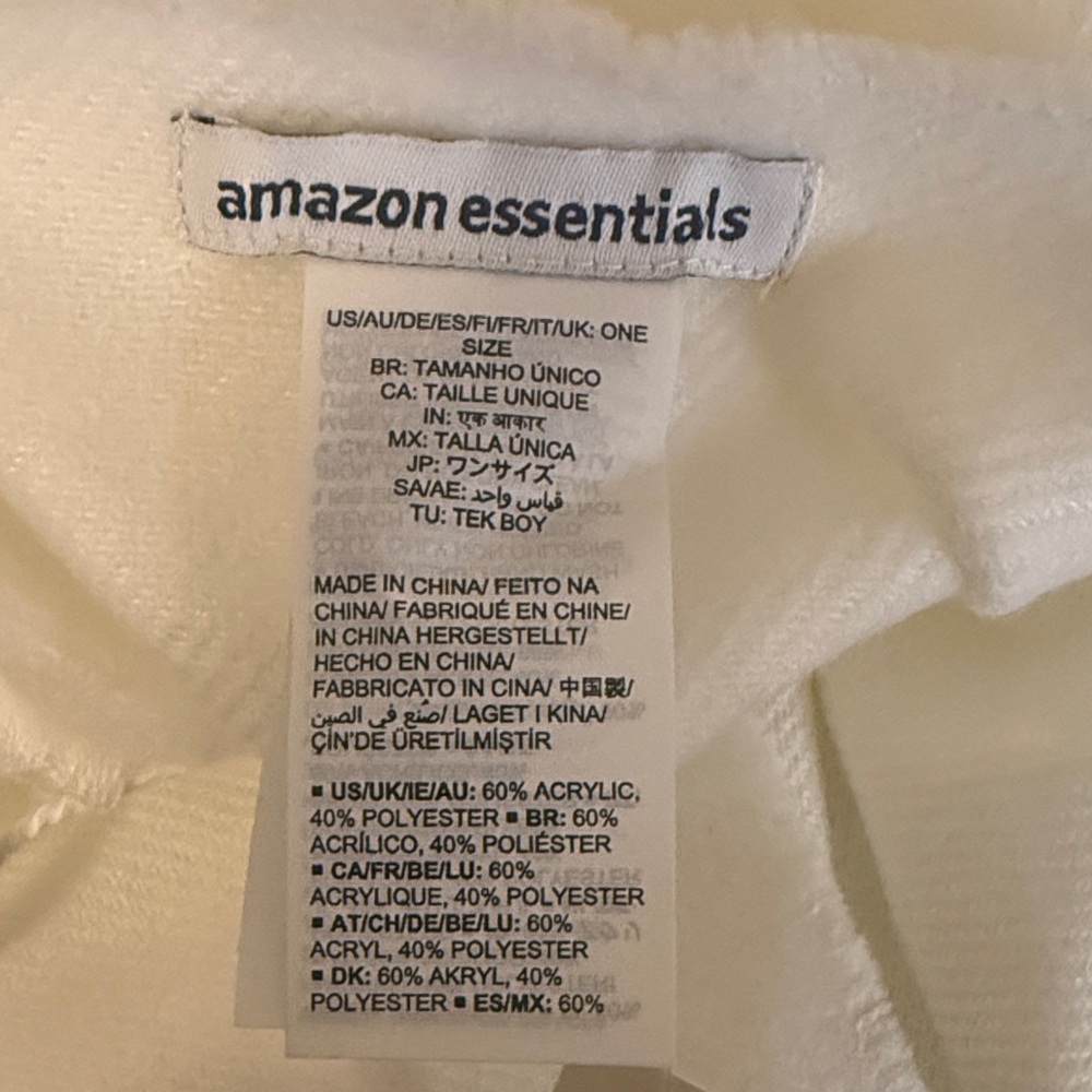 Amazon Essentials Cream Scarf - Picture 2 of 5